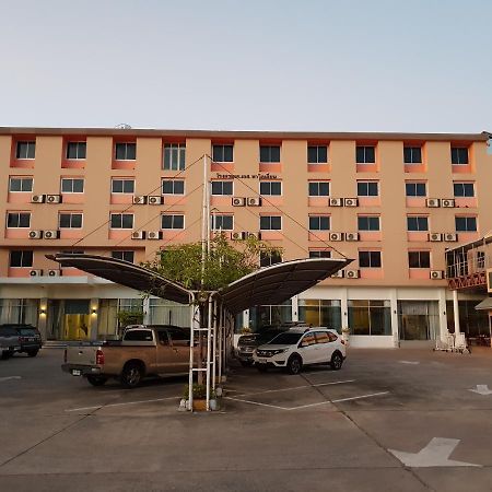 K.S.Pavilion Hotel Nakhonratchasima Exteriér fotografie