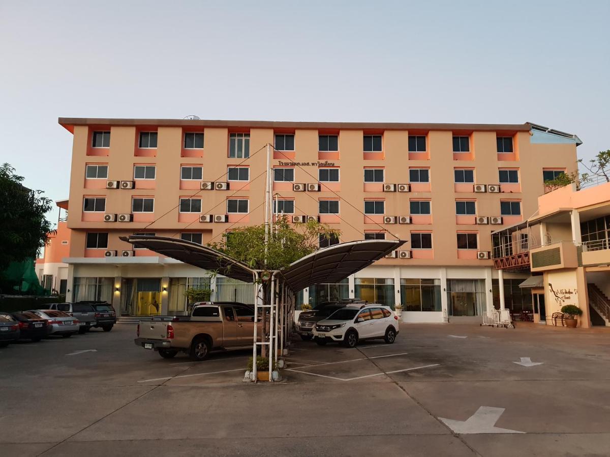 K.S.Pavilion Hotel Nakhonratchasima Exteriér fotografie